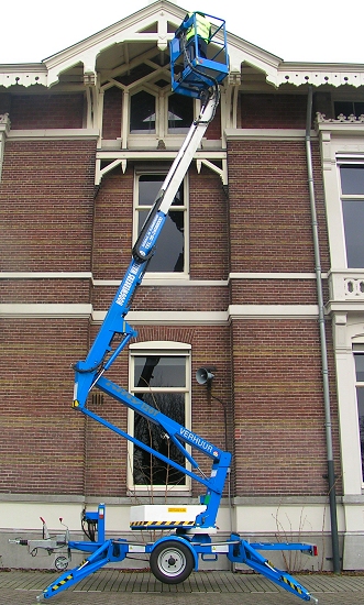 Aanhangwagen%20hoogwerker%201.jpg